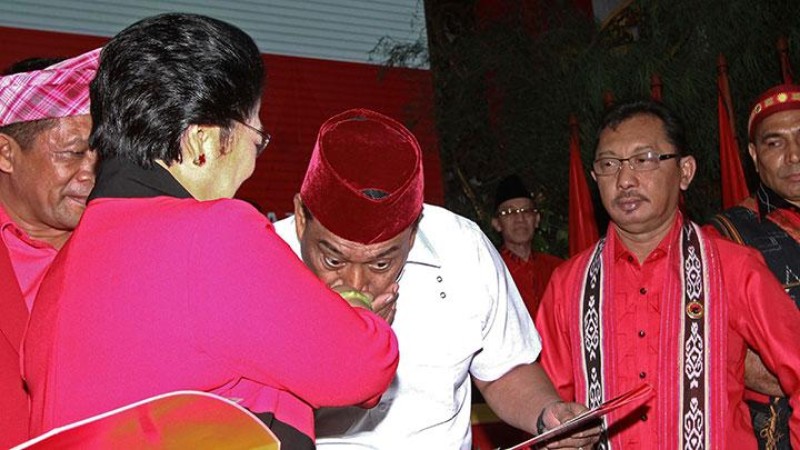 Read more about the article Jenderal Maju di Pilkada, Perludem: Partai Mau Calon yang Instan