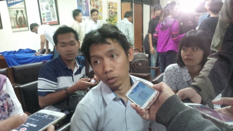 Read more about the article Perludem: Panglima TNI dan Kapolri Harus Punya Nyali Tindak Tegas Anggotanya yang Tak Netral