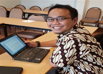 Read more about the article Hanya Sahkan Separo Target RUU OLEH FADLI RAMADHANIL