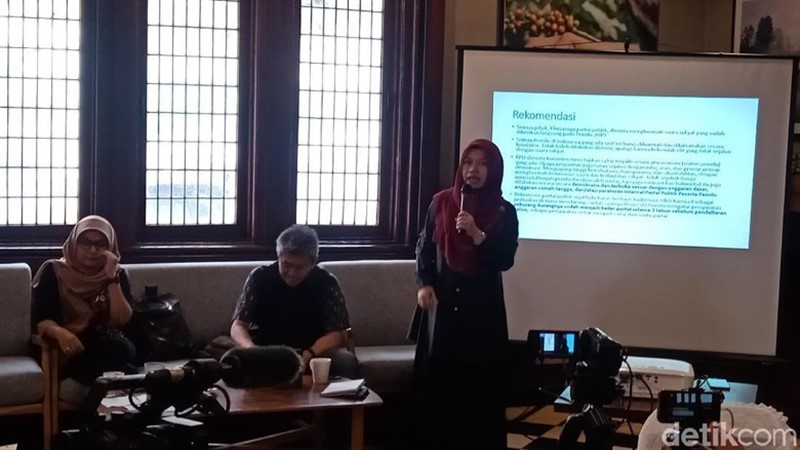 Read more about the article Perludem Nilai Parpol Langgar Konstitusi karena Asal Ganti Caleg Terpilih