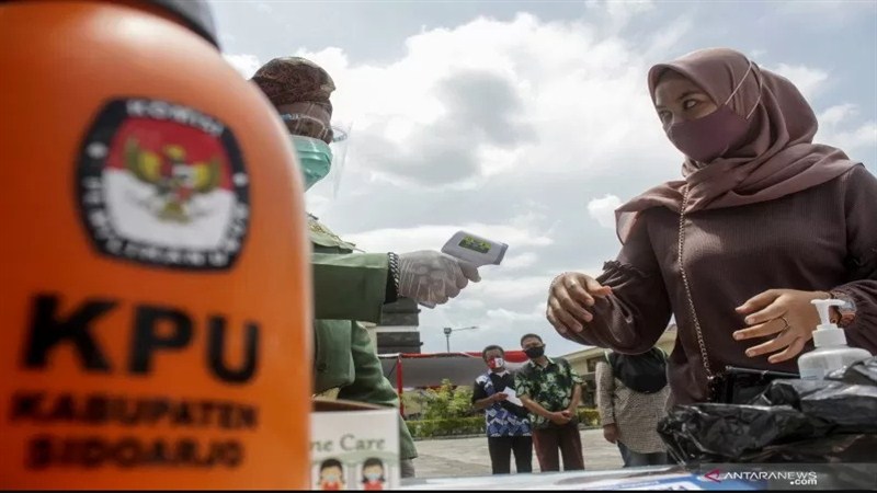 Read more about the article Perludem desak KPU dan Bawaslu pastikan APD terpenuhi