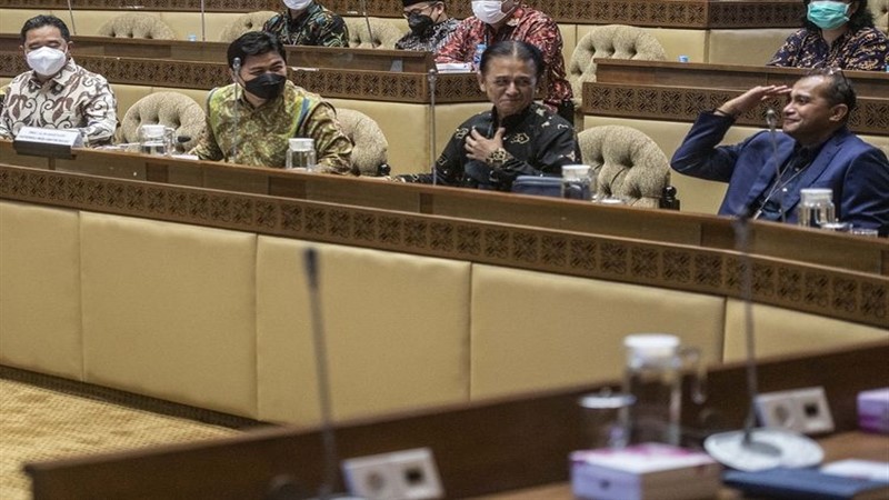 Read more about the article ICW-Perludem Surati Jokowi soal Keberatan Timsel KPU-Bawaslu, Ini Kata KSP