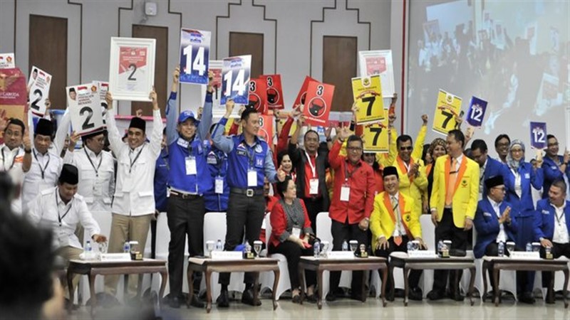 Read more about the article Perludem: Sederhanakan Parpol bukan Lewat Ambang Batas, Tapi Kurangi Dapil