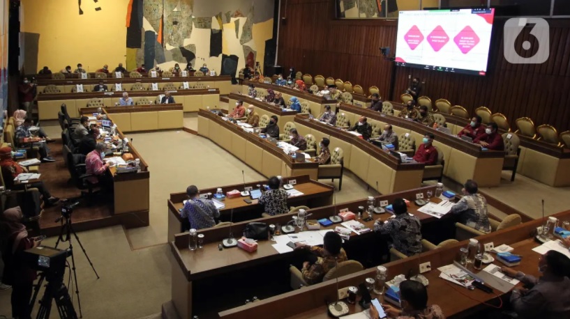 Read more about the article Perludem Minta Komisi II DPR Terbuka dalam Uji Kelayakan dan Kepatutan Calon Anggota KPU-Bawaslu