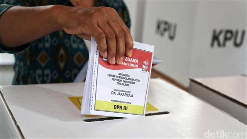 Read more about the article Perludem Minta MK Tetap Pertahankan Syarat Usia Cawapres Minimal 40 Tahun