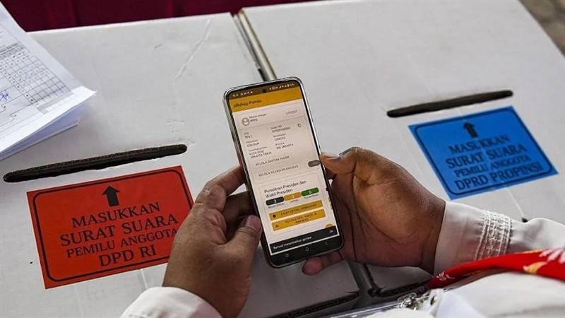 Read more about the article Suara Caleg Hilang Misterius di Sirekap, Perludem Sebut KPU Gagal