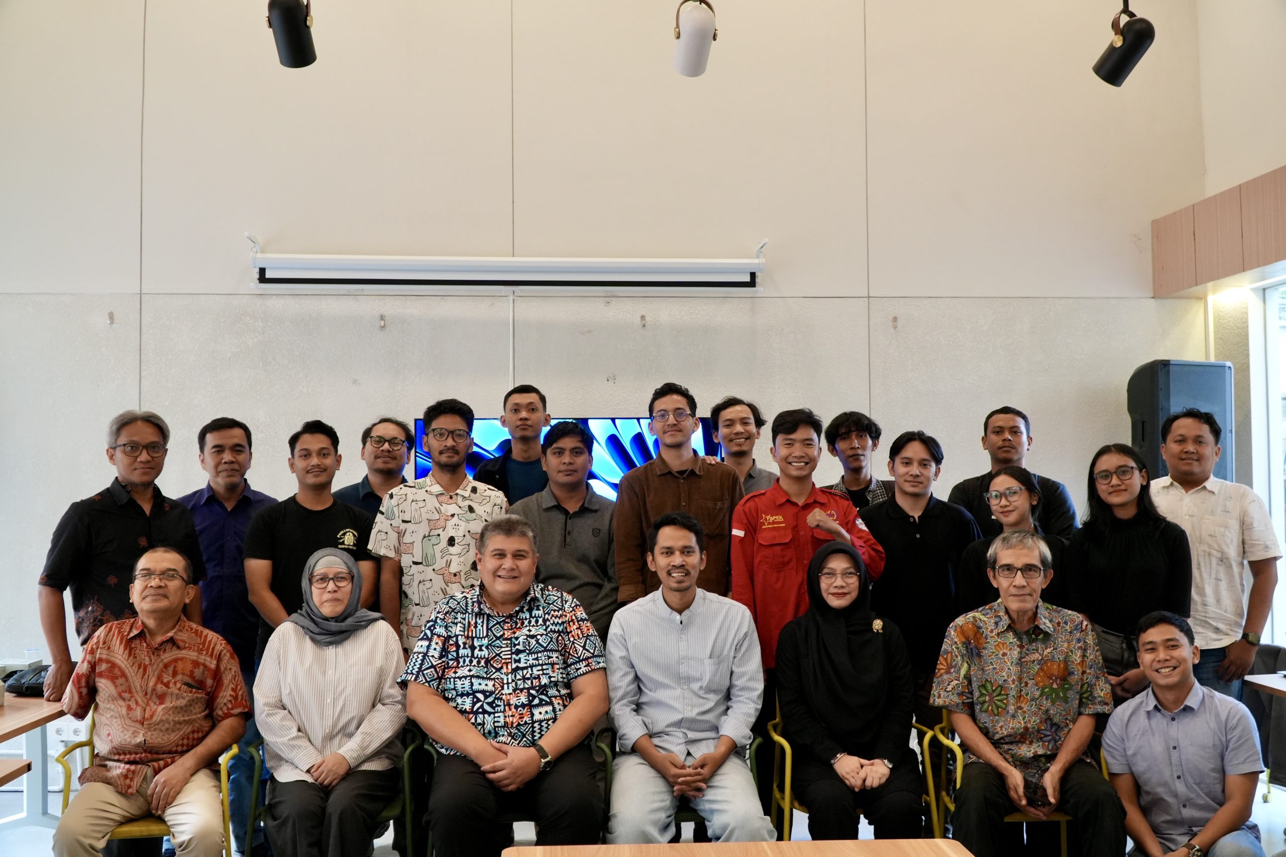Read more about the article Perludem and International IDEA Discuss Mixed Member Proportional Electoral System Simulation with Journalists and Civil Society